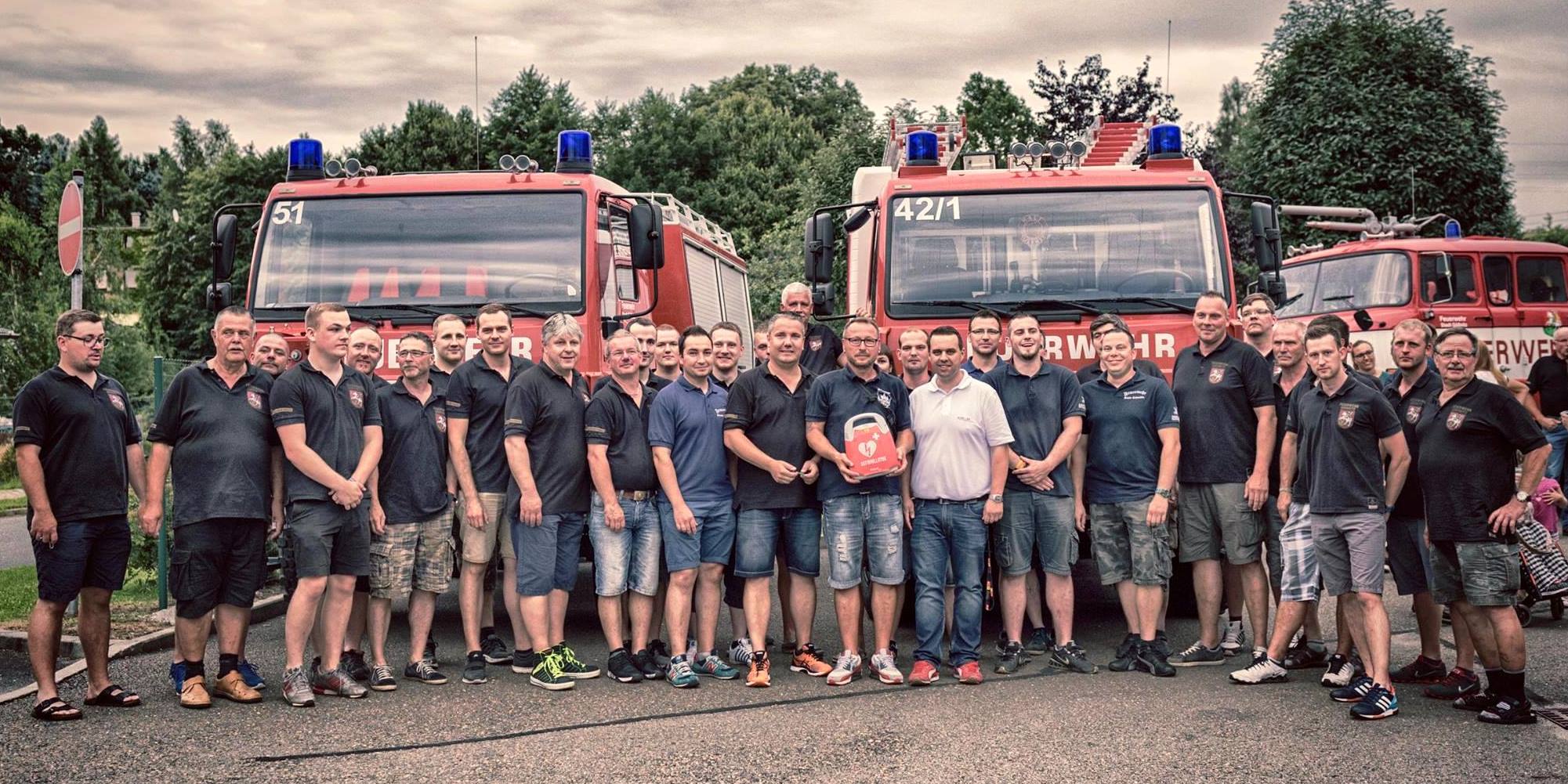 Übergabe des Defibrillator an die Freiwillige Feuerwehr Gößnitz -  Defibrillatoren von SCHILLER - Ihr Partner für Defis